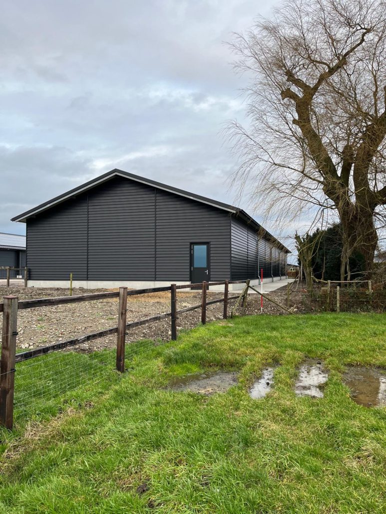 Bedrijfshal in Maurik